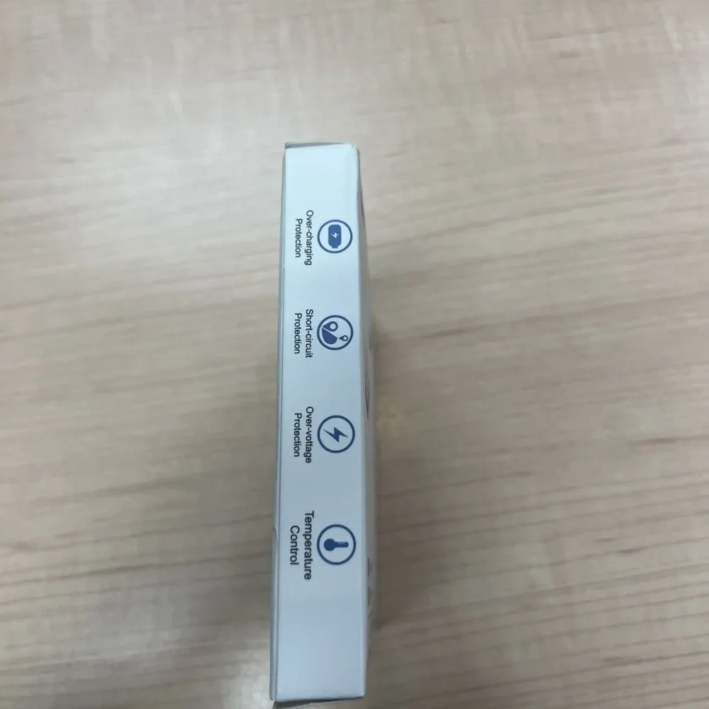 Magnetic Wireless Charger CW130